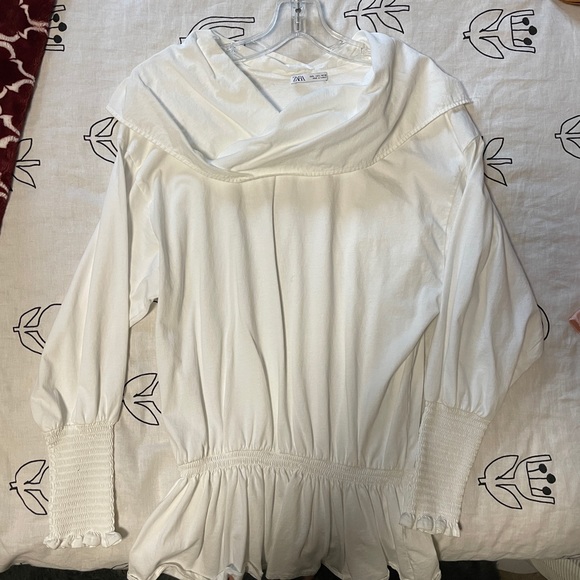 Zara White Top - Picture 1 of 3